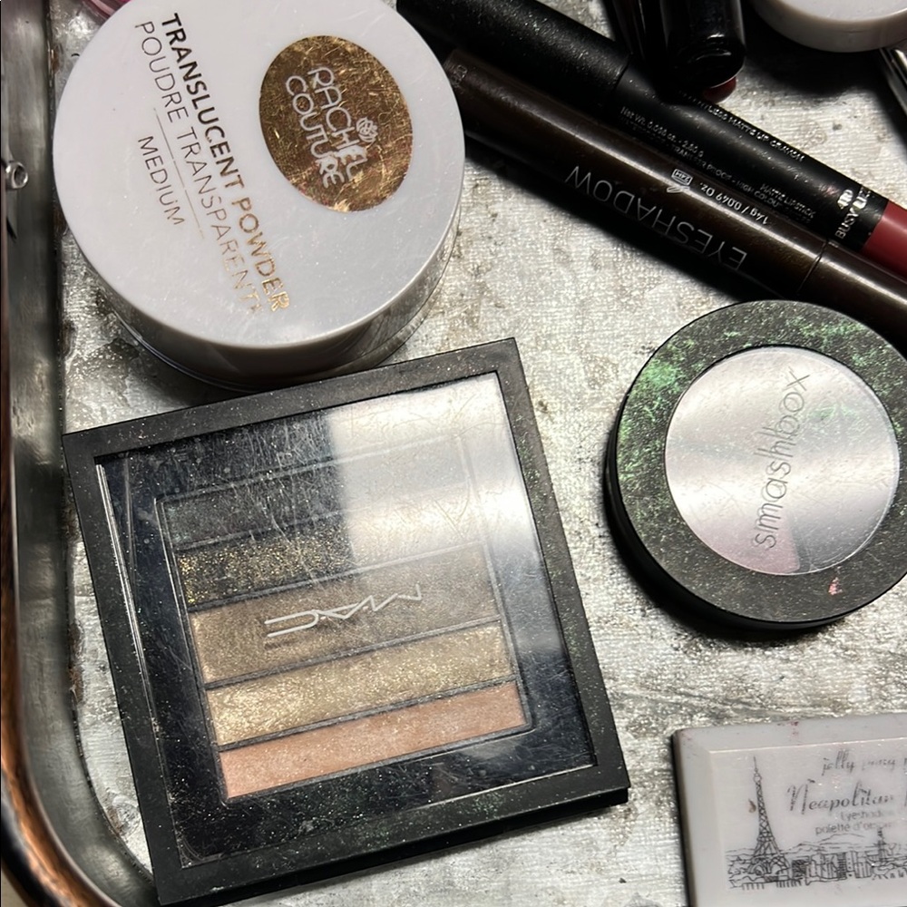 Assorted Makeup Collection - Picture 2 of 12